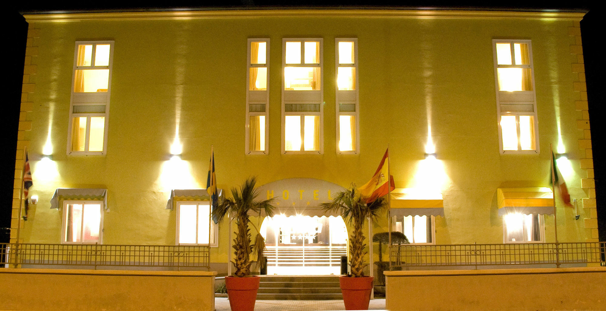 La Isla Hotel