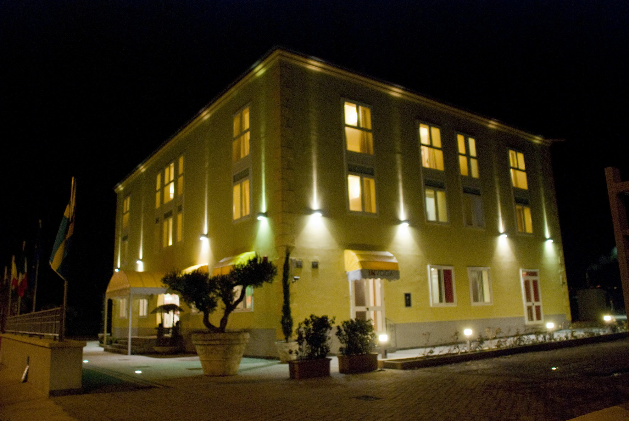 La Isla Hotel 4*